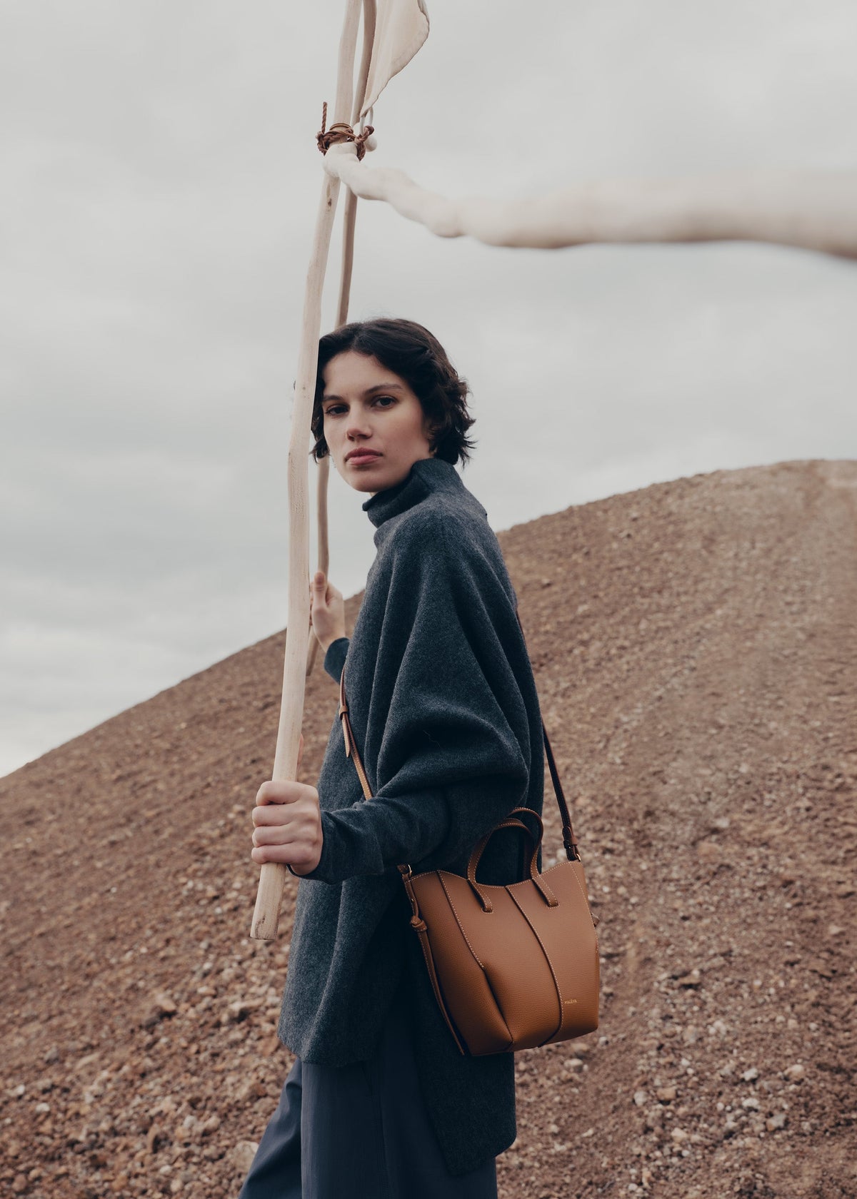 Cyme Tote Nano - Camel Grainé